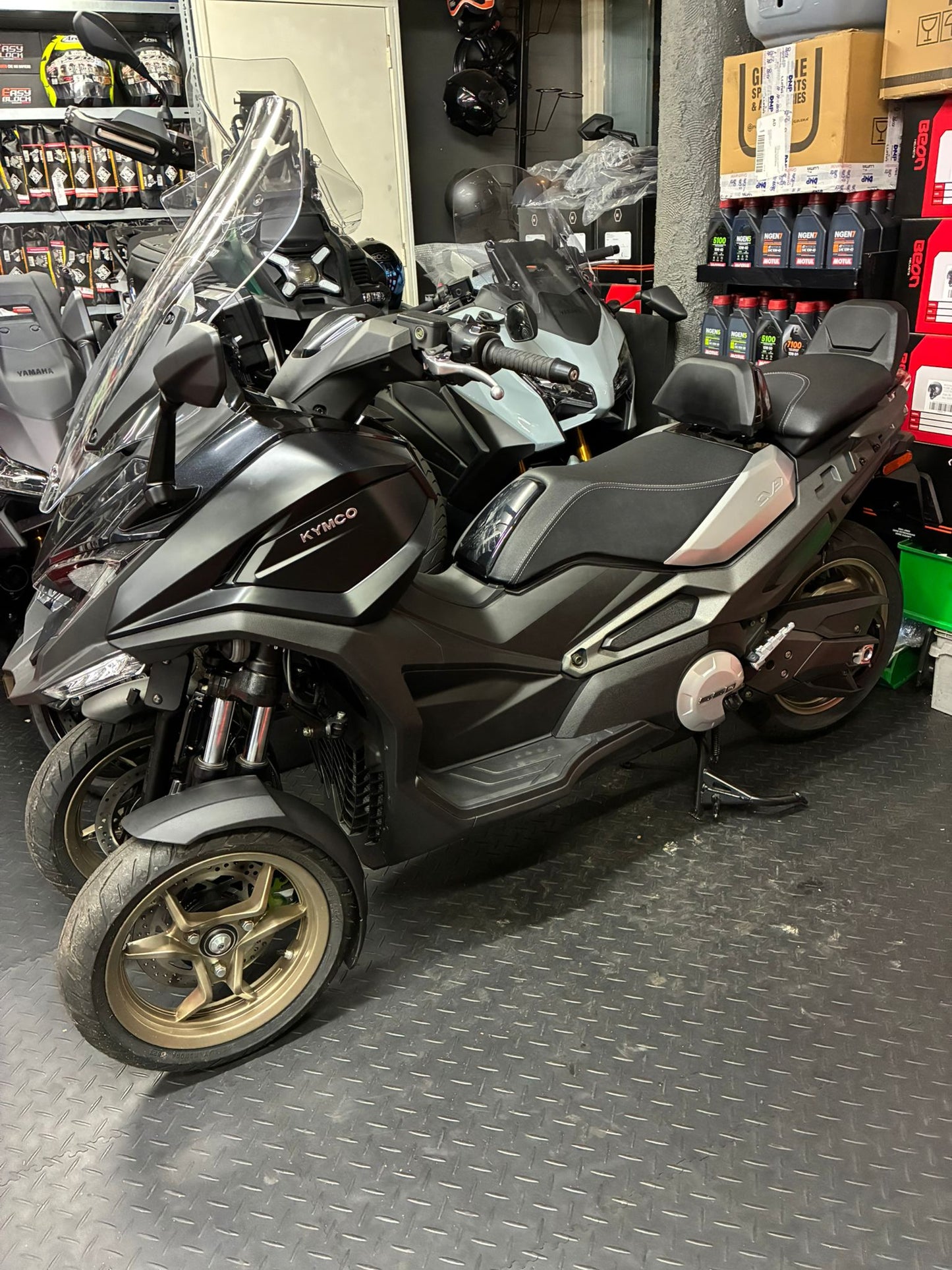 Kymco CV3